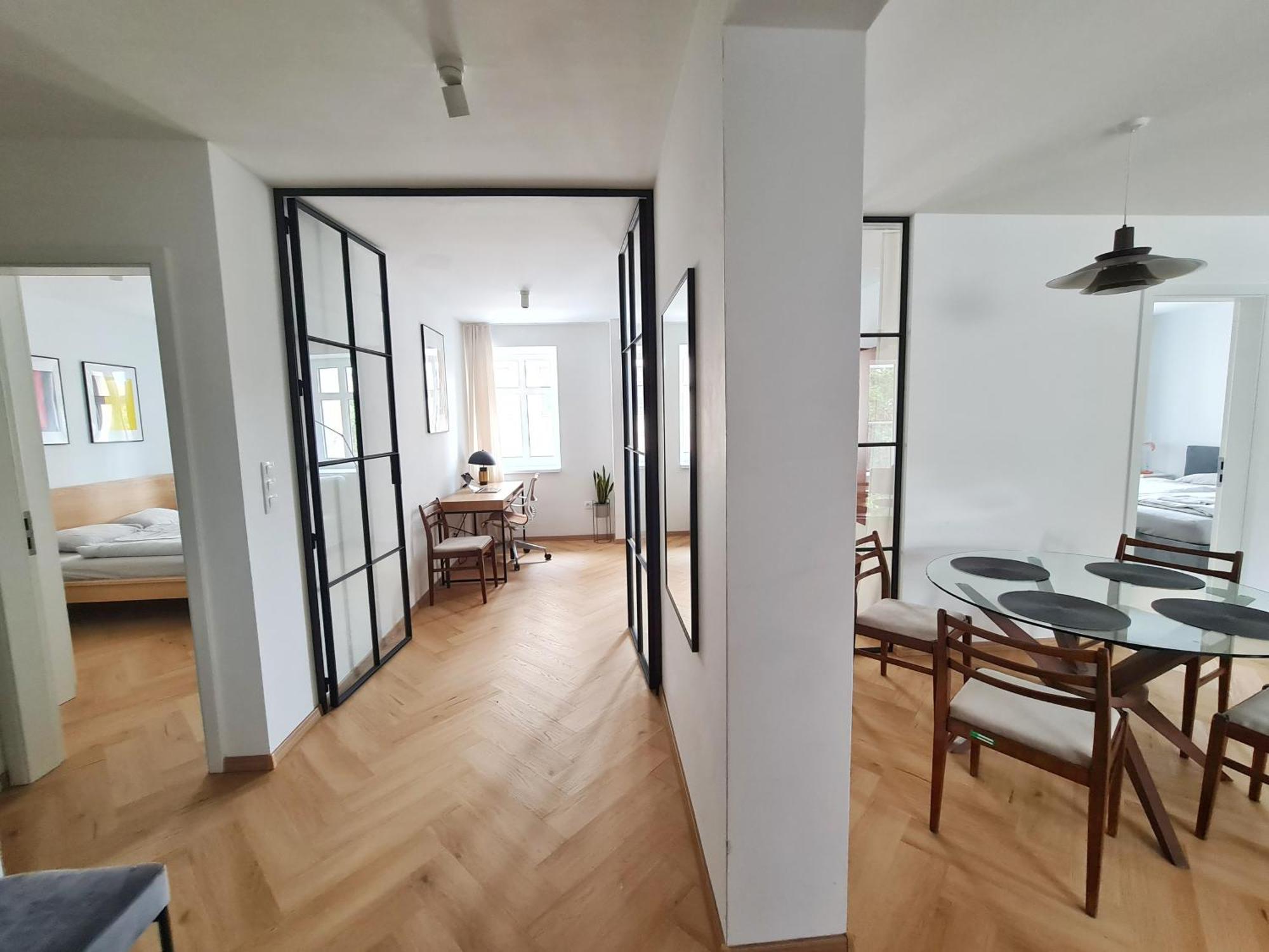 Beautiful New Apt In Old Town Near Train Station - Free Parking Bratislava Exterior foto