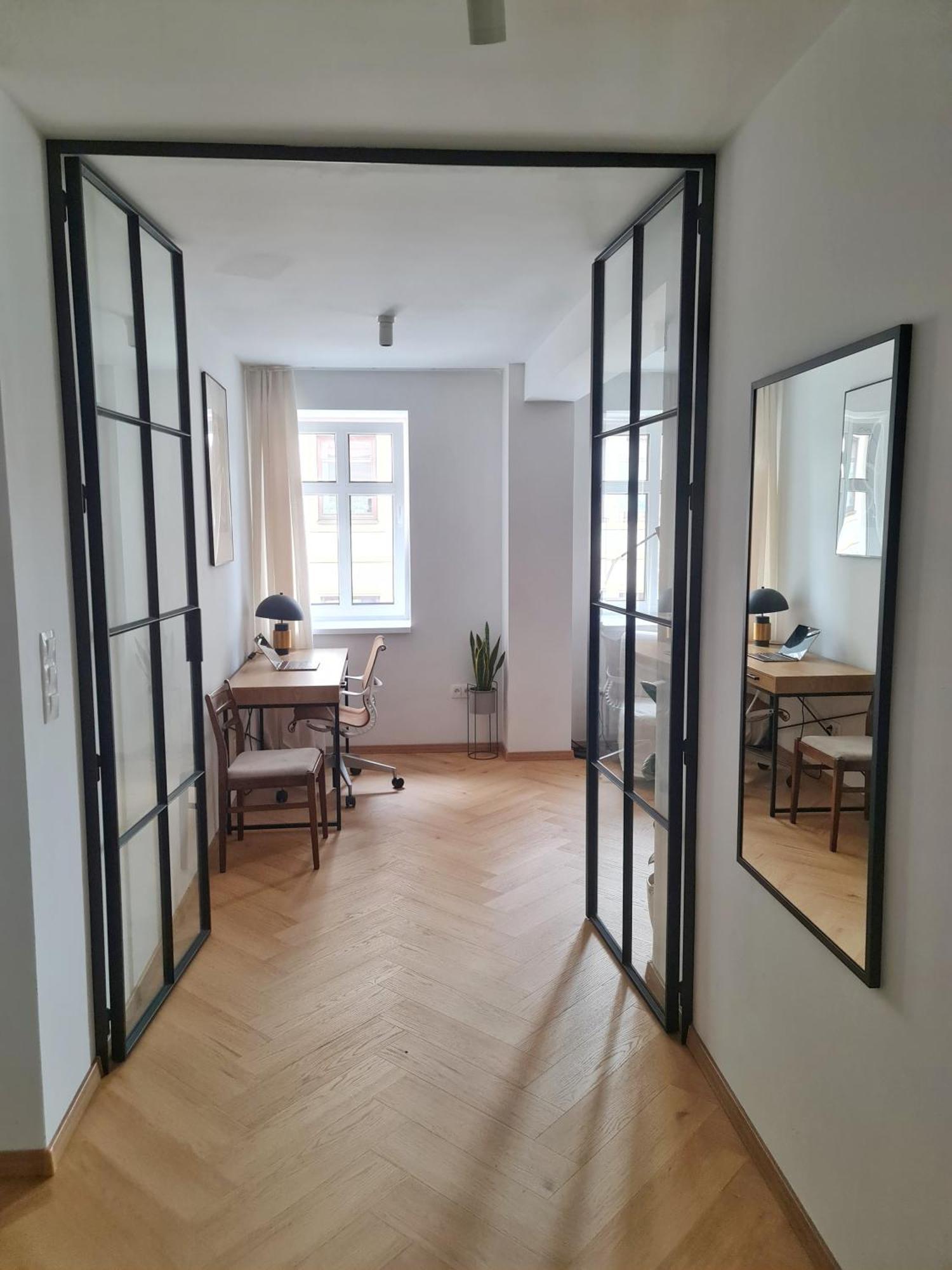 Beautiful New Apt In Old Town Near Train Station - Free Parking Bratislava Exterior foto