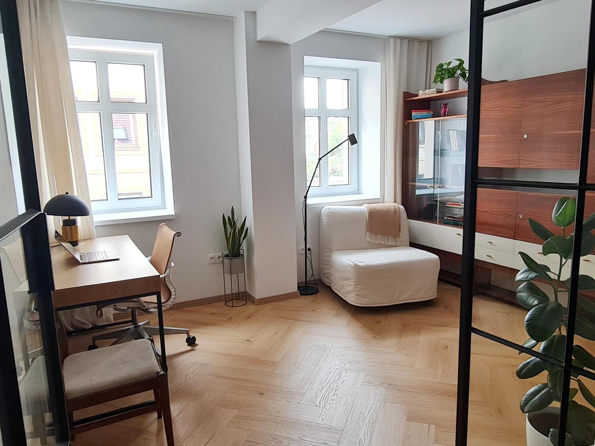 Beautiful New Apt In Old Town Near Train Station - Free Parking Bratislava Exterior foto