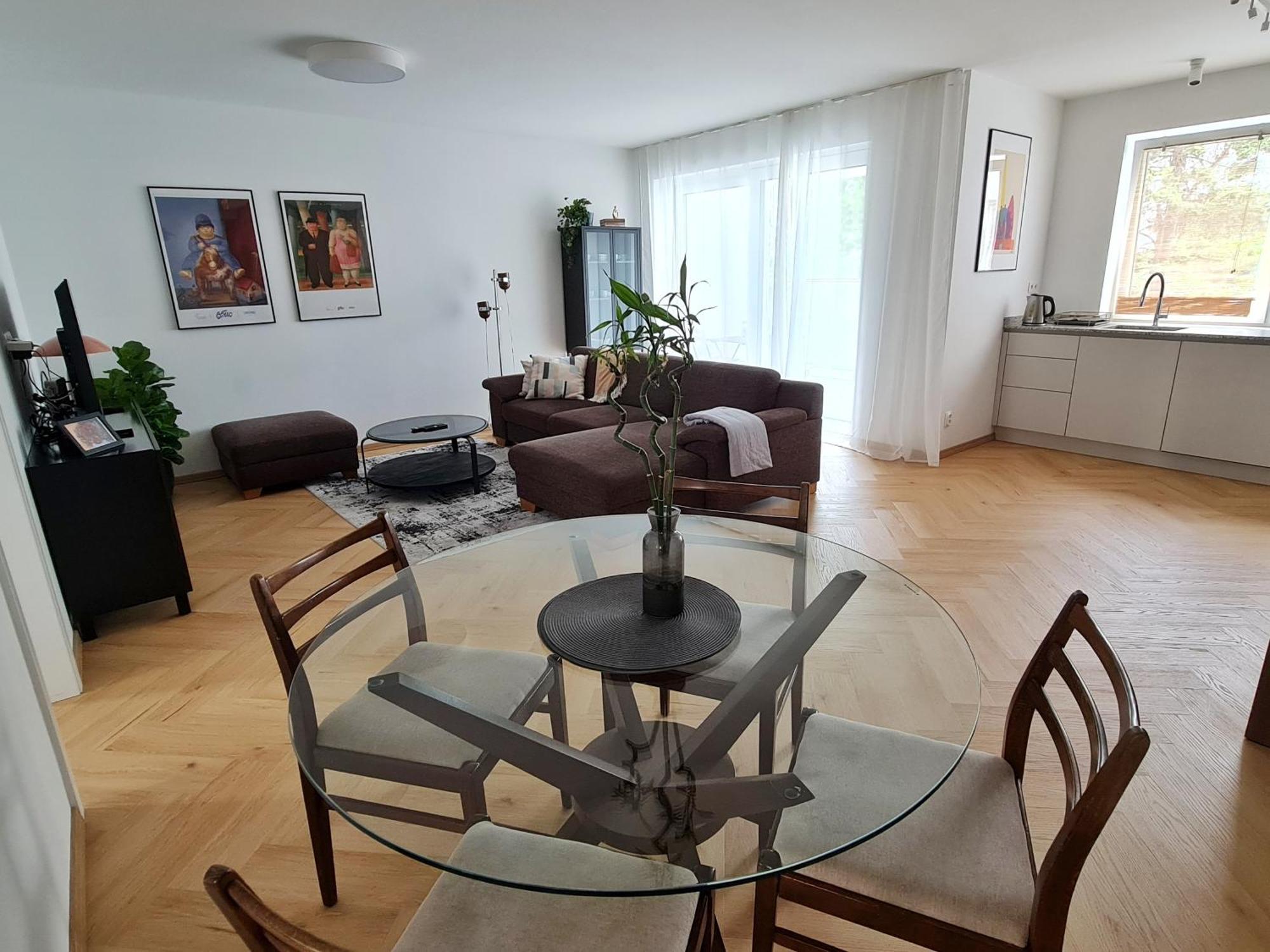Beautiful New Apt In Old Town Near Train Station - Free Parking Bratislava Exterior foto