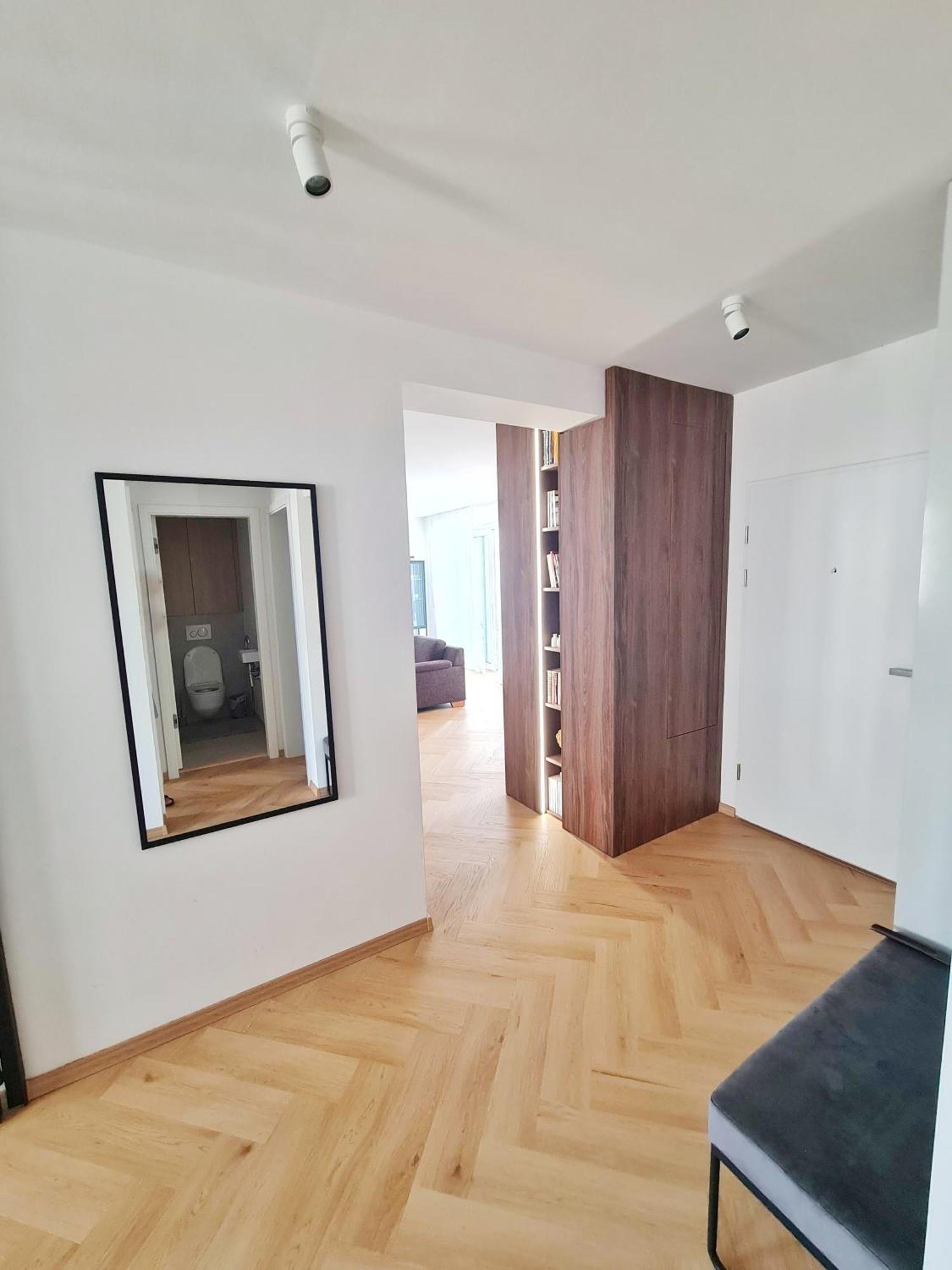 Beautiful New Apt In Old Town Near Train Station - Free Parking Bratislava Exterior foto