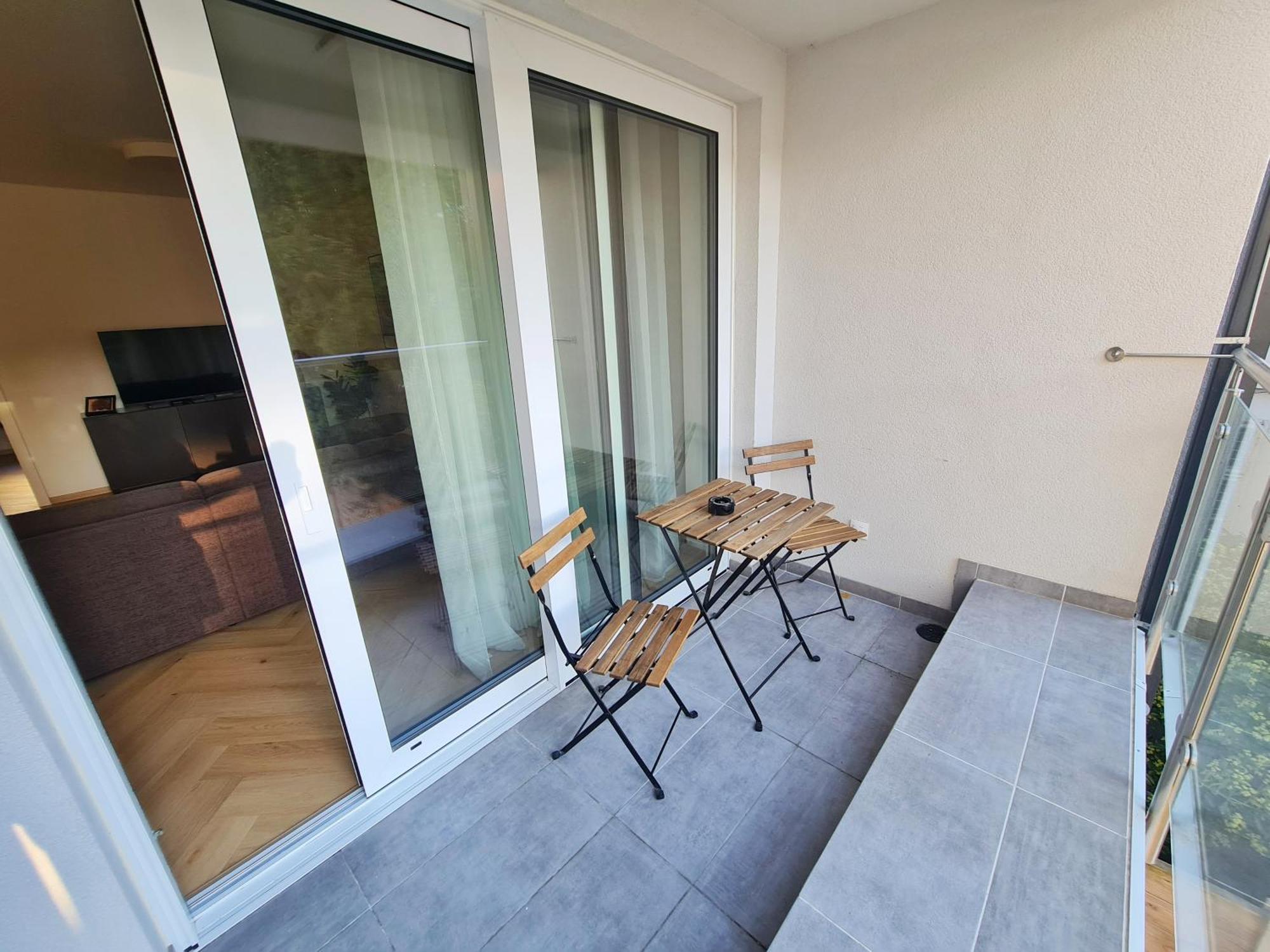 Beautiful New Apt In Old Town Near Train Station - Free Parking Bratislava Exterior foto
